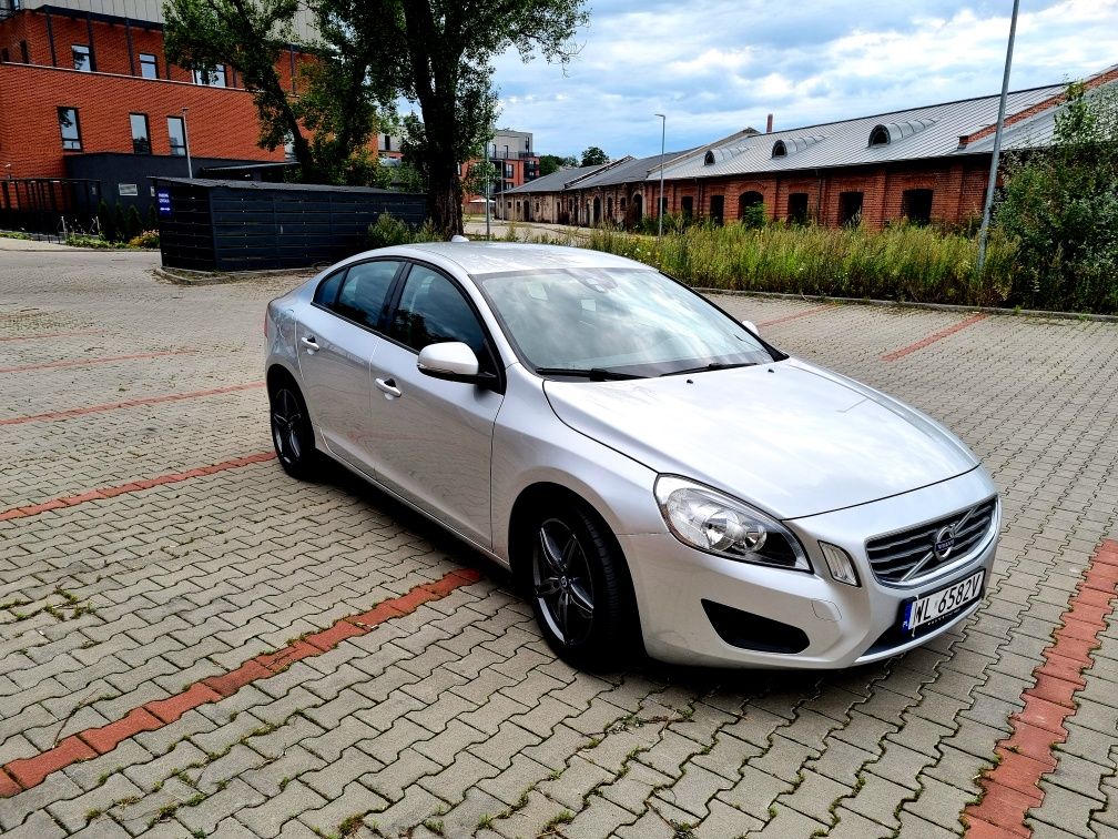 Volvo S60 2.0 136KM  2013 rok  Film