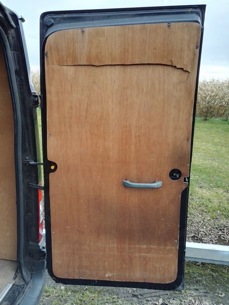 Drzwi Prawy Tył Ford Transit 06-13 Panther Black