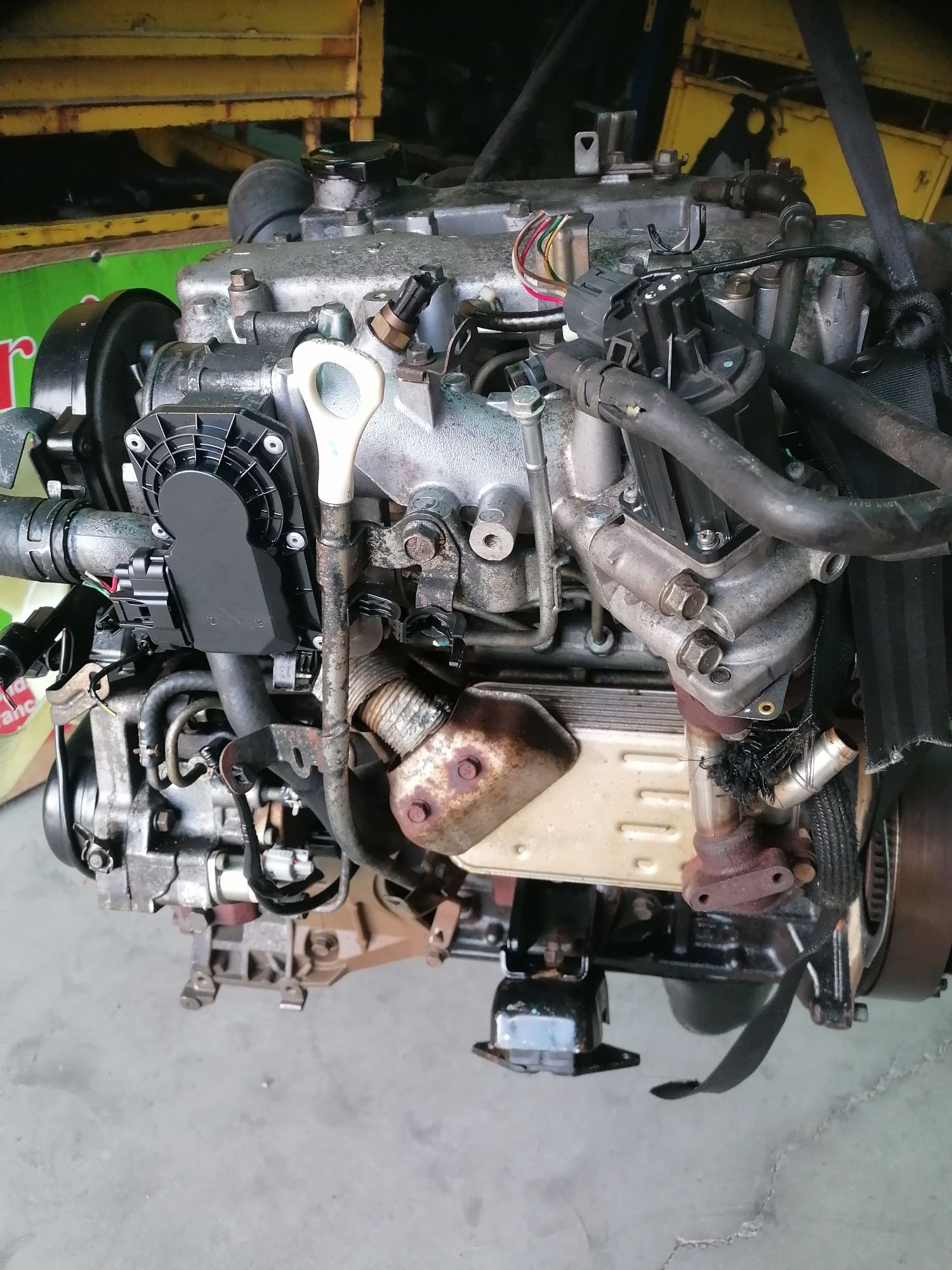 Motor Mitsubishi L200