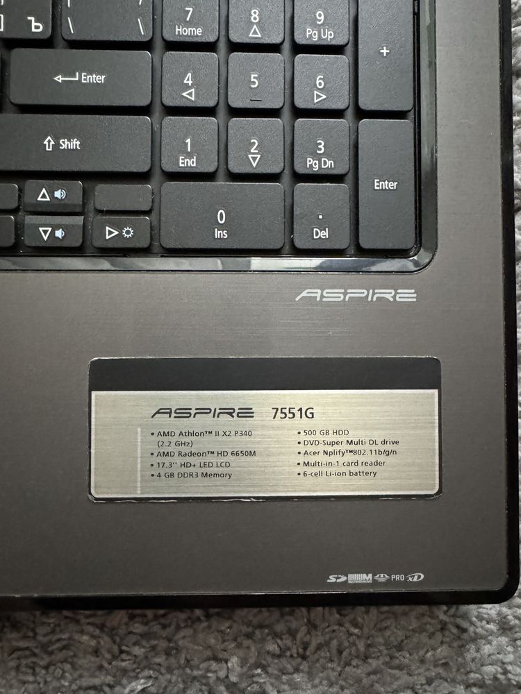 Ноутбук Acer Aspire 7551G