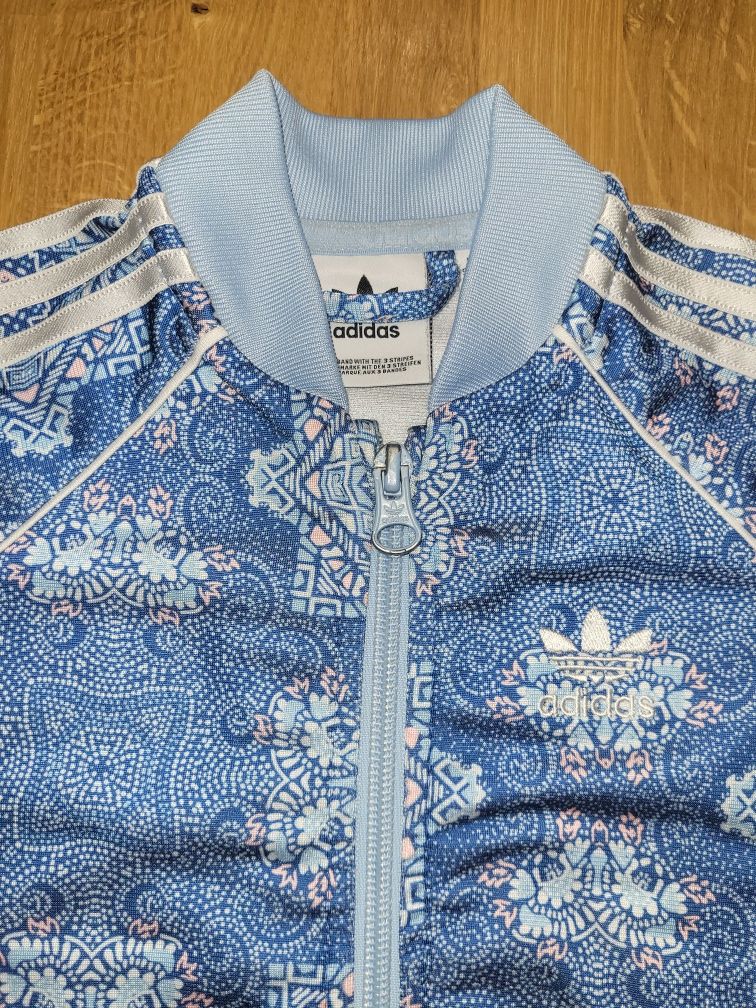 Bluza firmy Adidas ze stójką rozpinana na zamek roz 80 niebieska