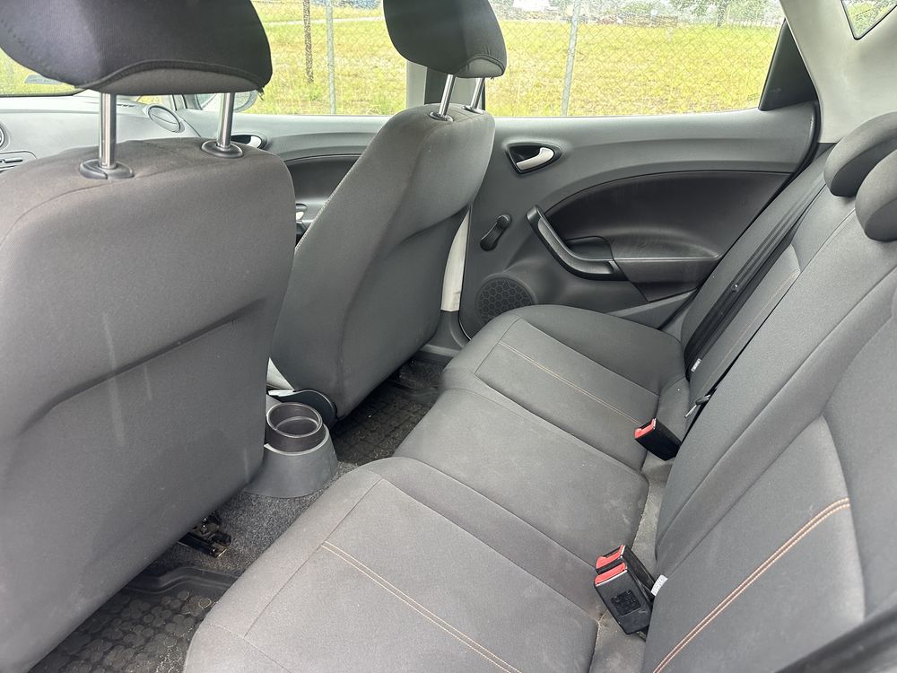 Seat Ibiza 2011r. 1.2 Diesel, 5 drzwi, Polski salon, klima, sprawny