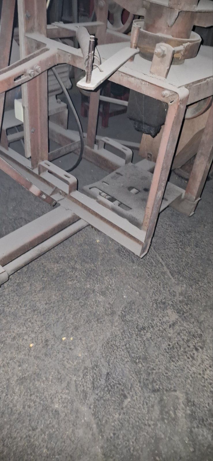 продам погрузчик ЗМ-60