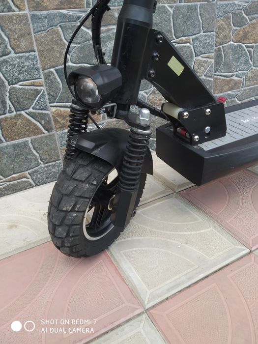 Продам самокат kygo kirin m4 pro