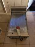 Plyta grillowa kromet PBE-400  elektryczna