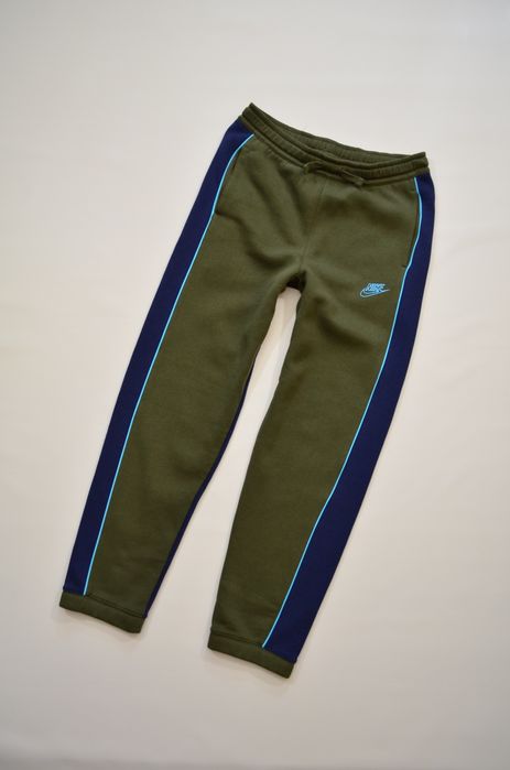 Чоловічі спортивні штани Nike