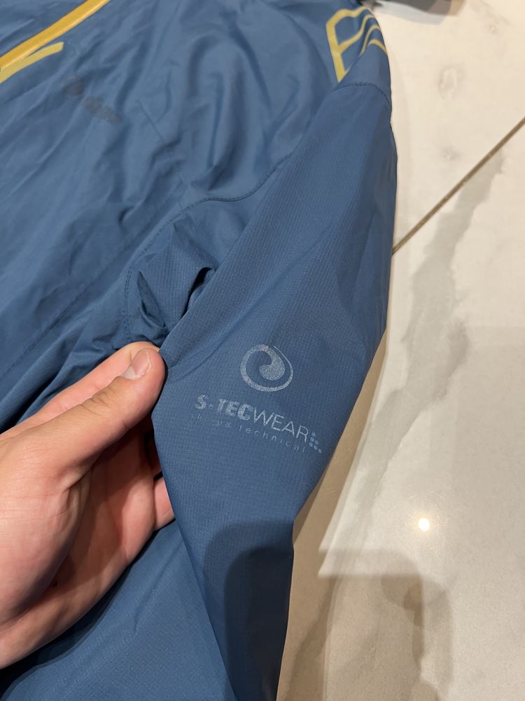 Куртка Sherpa.