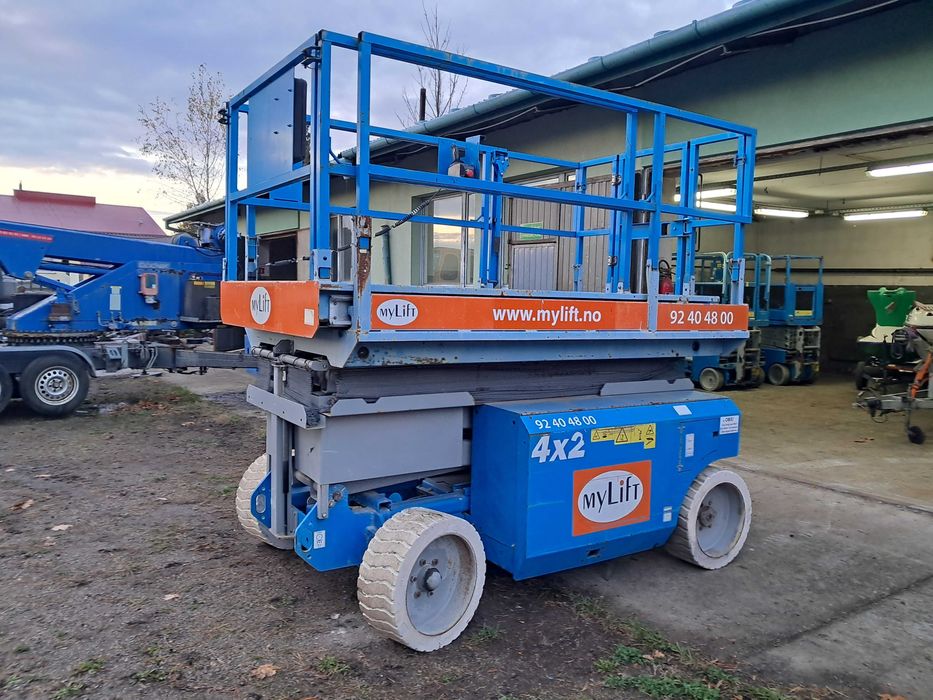 podnośnik nożycowy Genie GS 2668 el, rok 2008 , ( JLG ) zwyżka