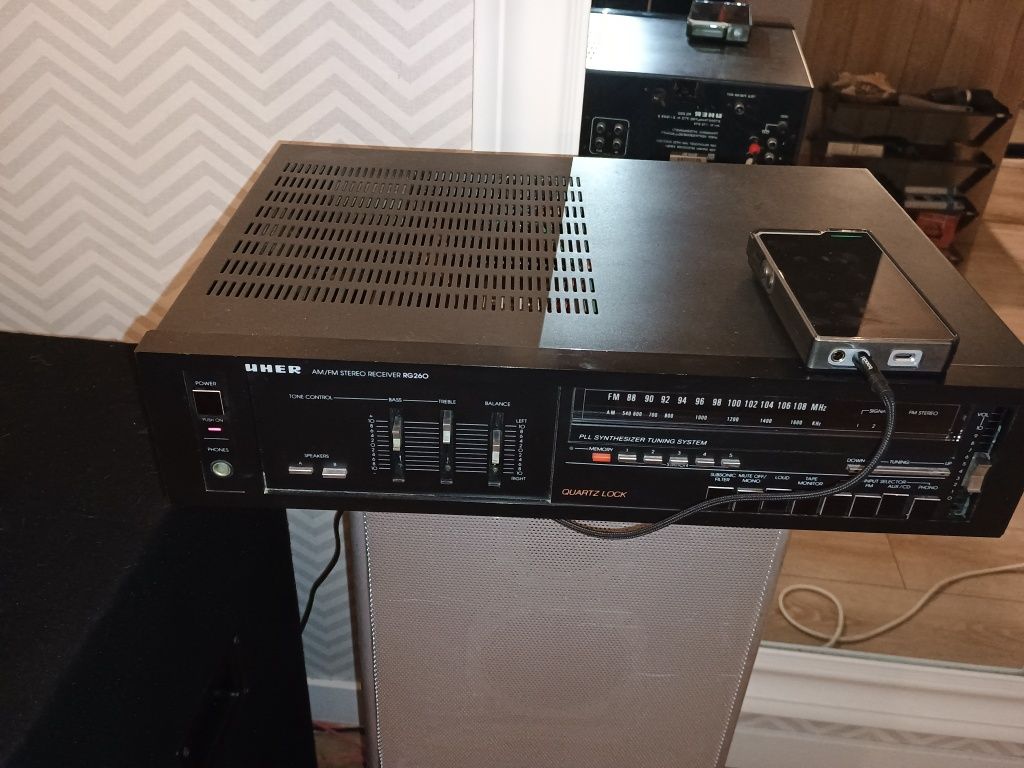 UHER rg 260 wzmacniacz
