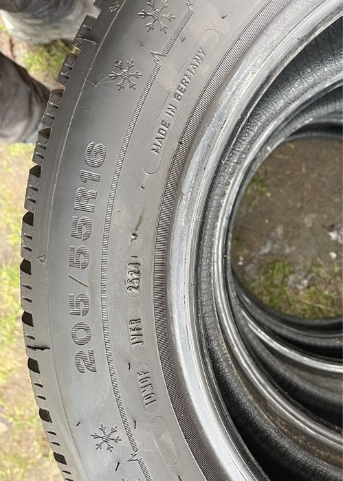 Резина,шини зима DUNLOP 9,1 мм НОВА