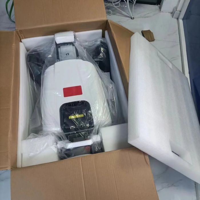 Розкладний трьохколесний електроскутер