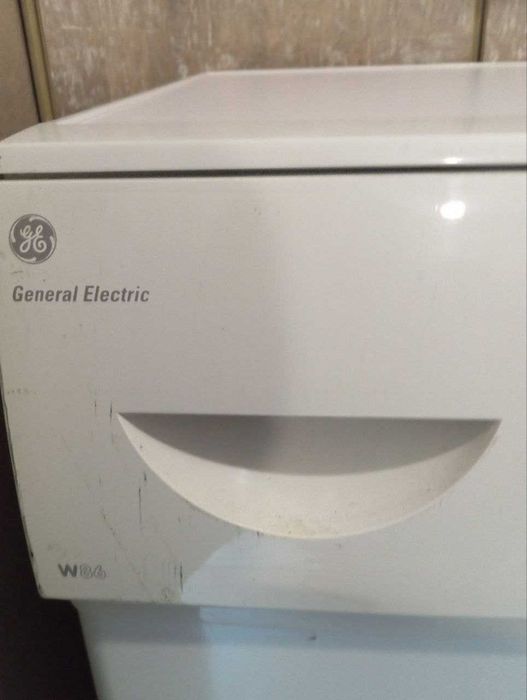 Продам стиральную машинку General Electric