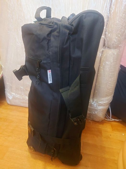 Сумка ручна без колес та з колесами і ручкою висувною .