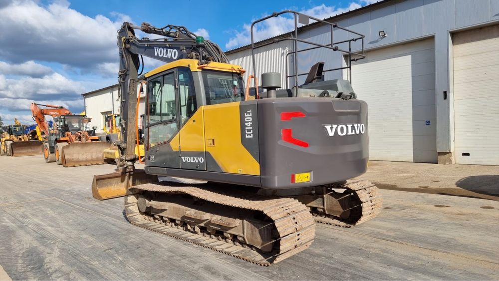 Продам экскаватор Volvo EC 140 EL , 2017 г