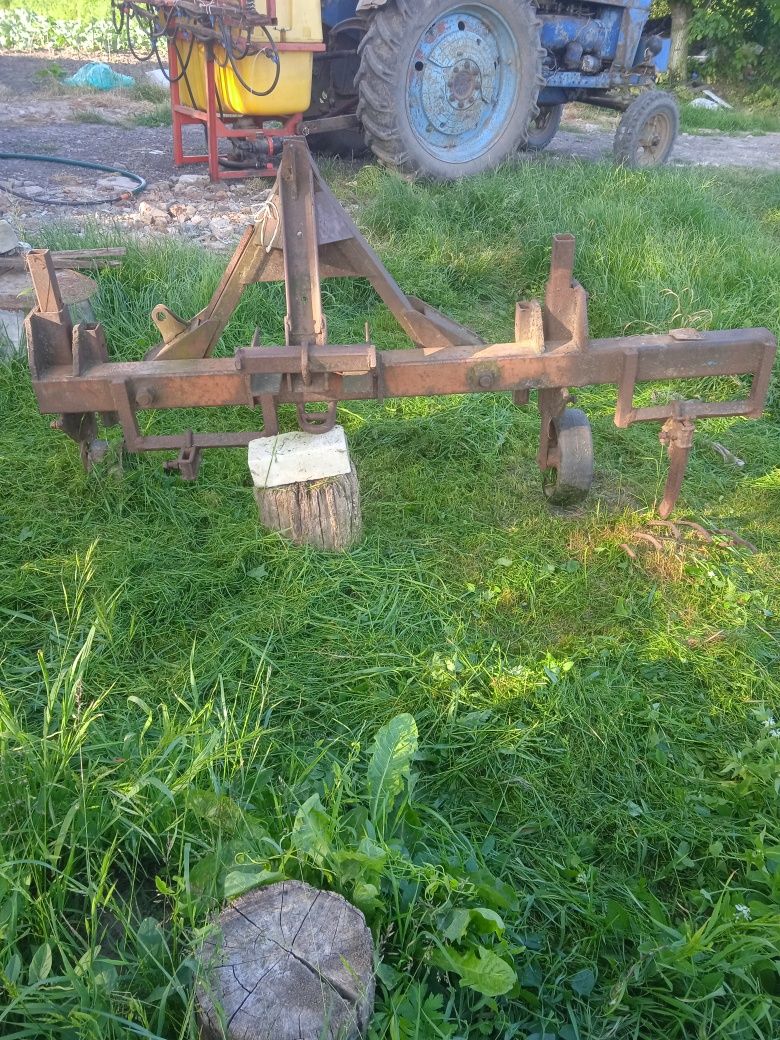 Копалка картопляна підвісна