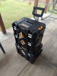 Zestaw 3 skrzyń DeWalt Tstak koła