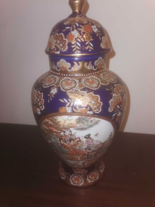 Potes  decorativos  antigos