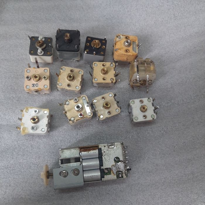 Перемінний конденсатор для магнітол КПЕ,  КПП-2. Імпортні.