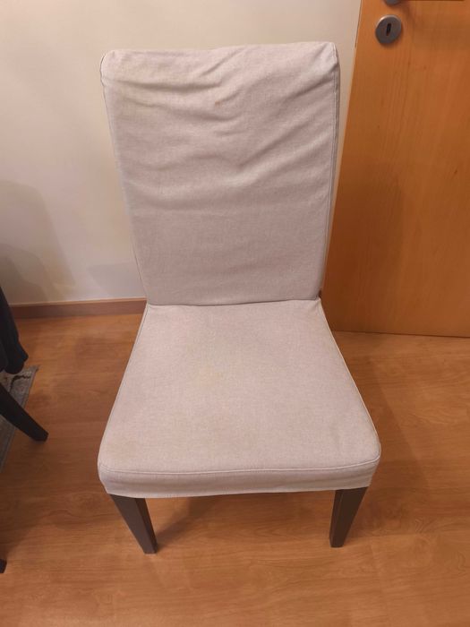6 Cadeiras Ikea henriksdal com capas cinza clara, quase nunca usadas