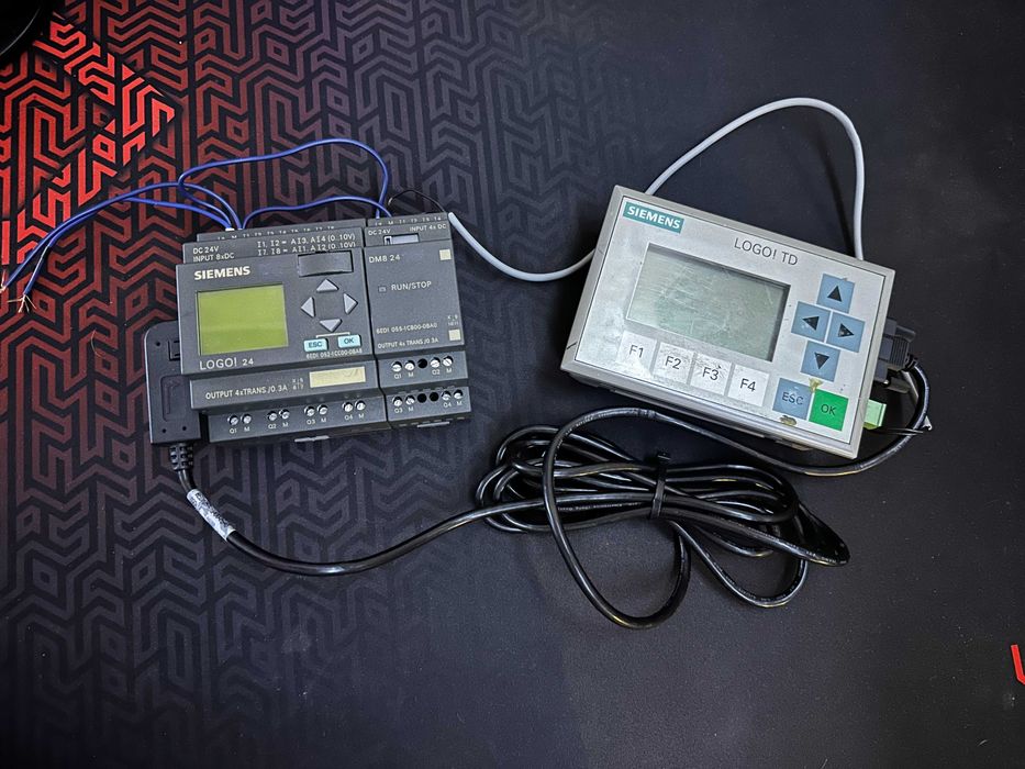 Siemens LOGO! 6 + panel TD + moduł DM8 24 + kabel – komplet, sprawny