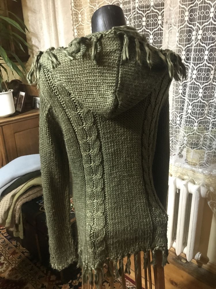 Sweter  zielony  wełna i  akryl  roz. 40-42  jak  NOWY