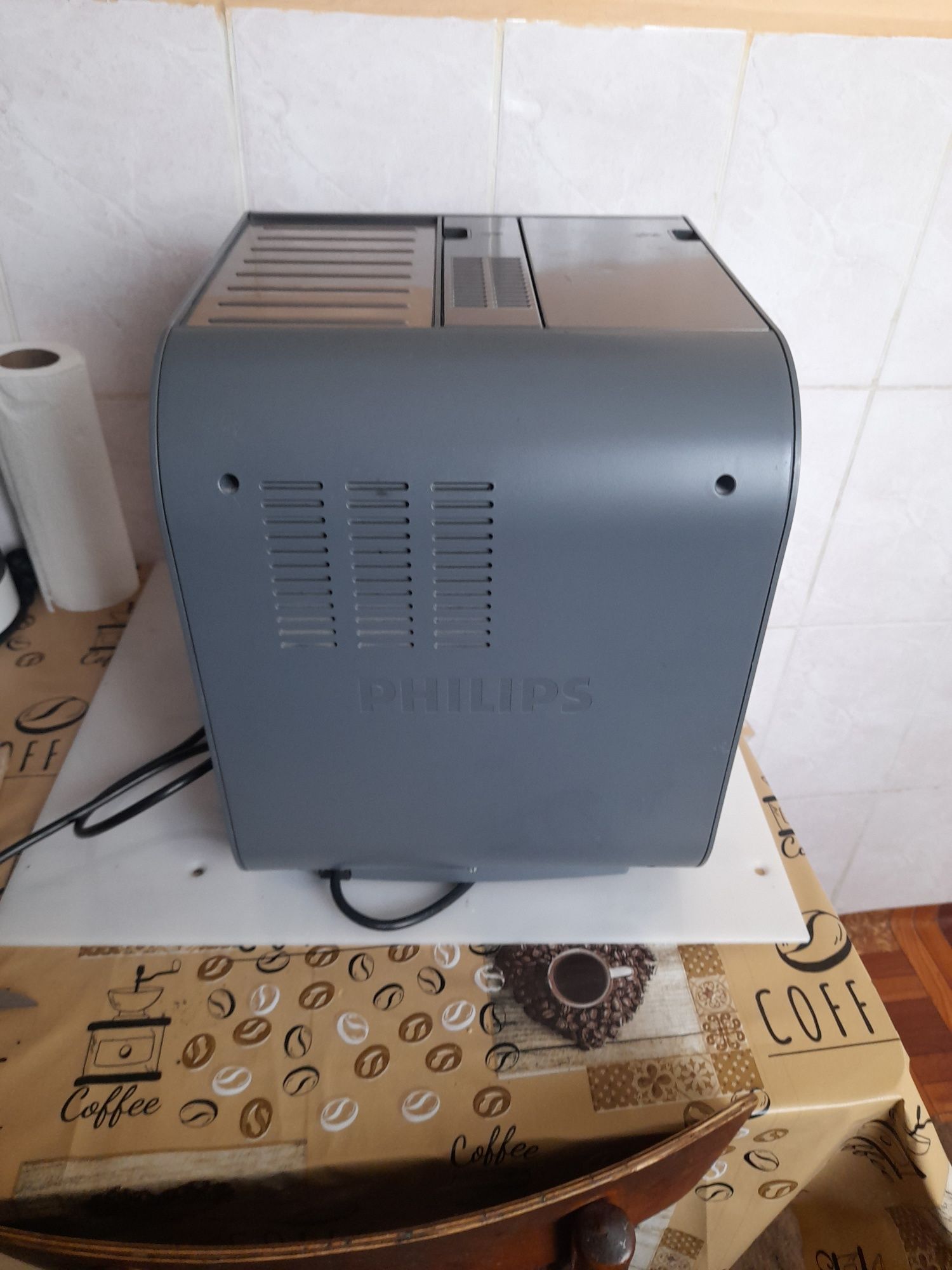 Кавомашина кавоварка Philips HD5730