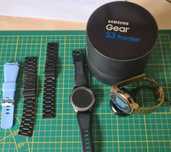 2 x Samsung Gear S3 Frontier  ( dwa zegarki )