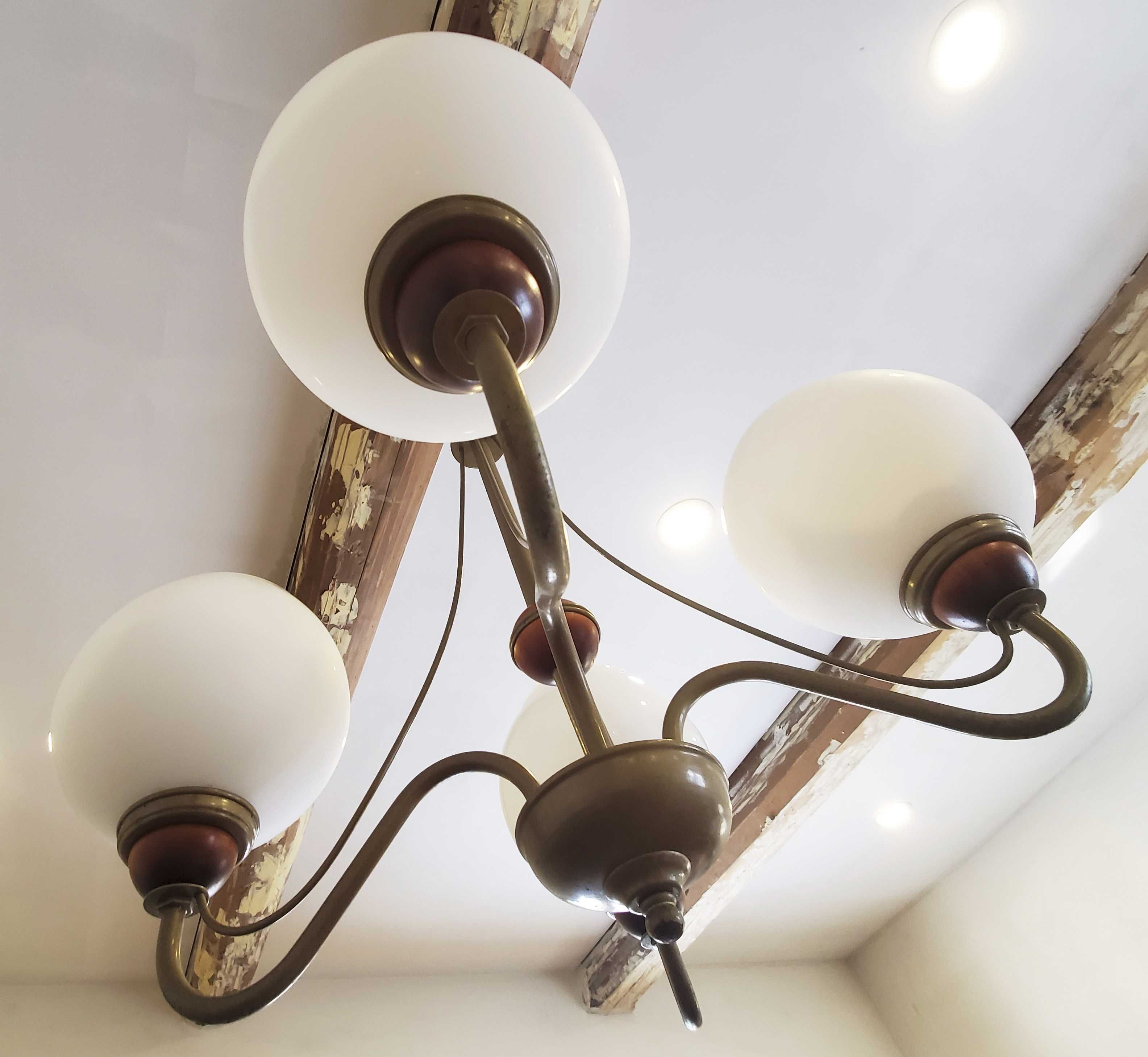 Lampa żyrandol mosiężna cztery klosze