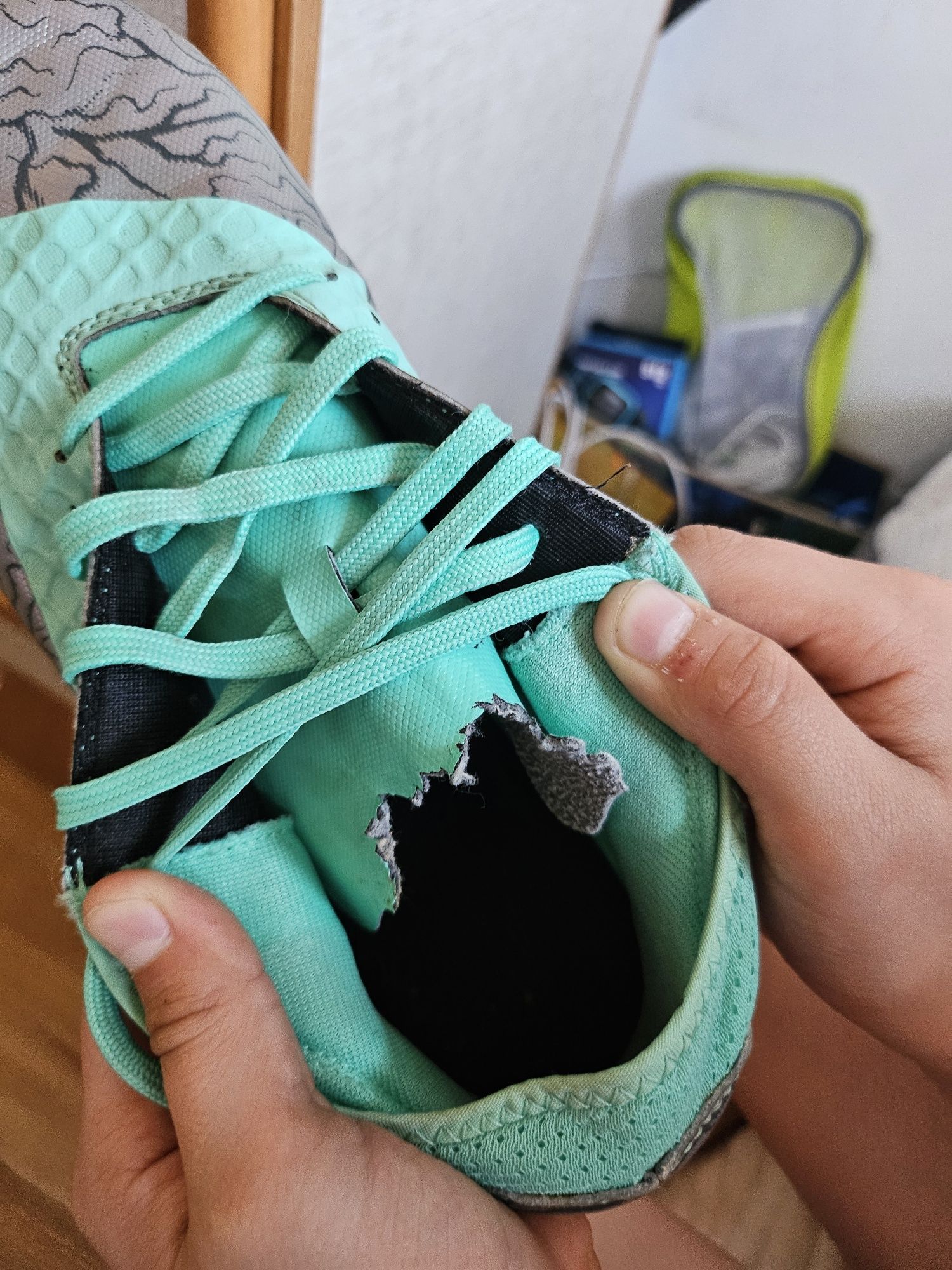 Korki PUMA FUTURE 2.4 Fg/Ag zielone