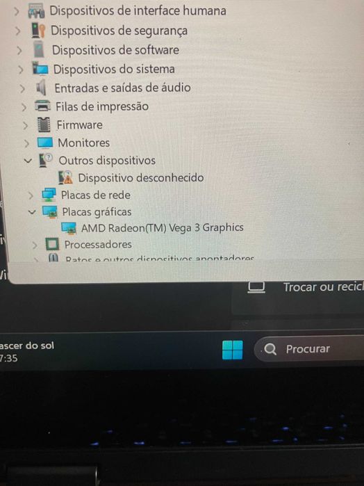 Lenovo (Ryzen 3 3200U, 16GB RAM, SSD 256GB) 14" FHD Touch