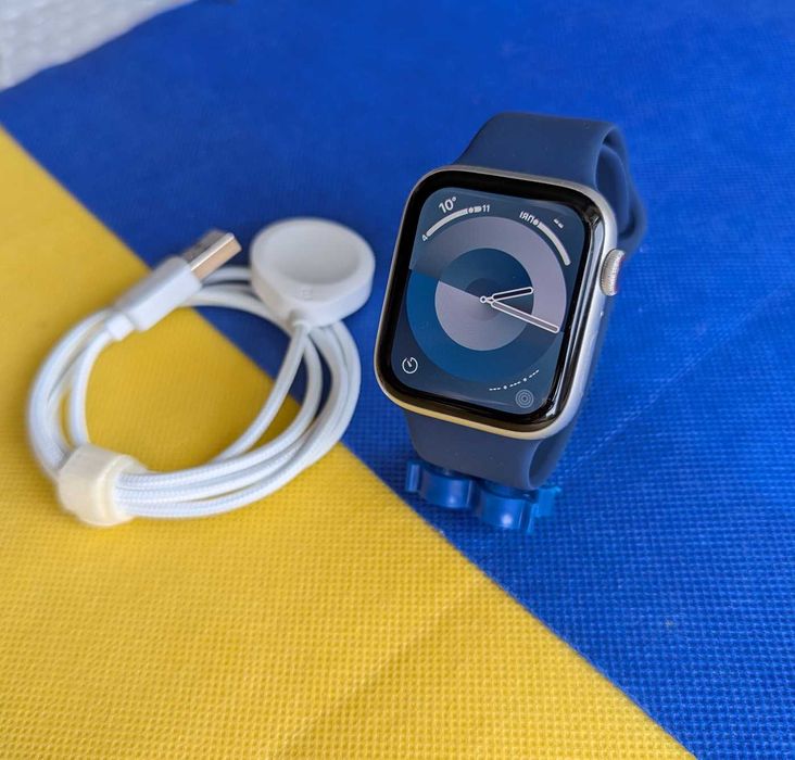 Магазин Гарний стан Apple Watch Series 5 44 Батарея 95% все працює