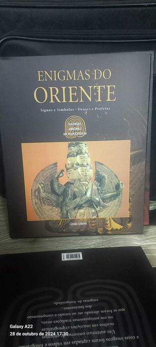 Mónica Bello - Colecção Enigmas