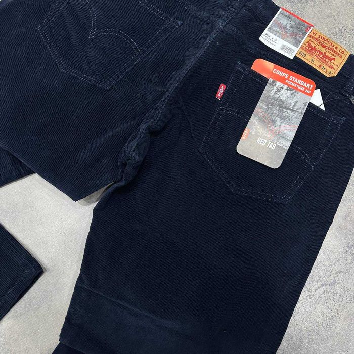 Сині класичні чоловічі вельвети Levi's(розмір-36)