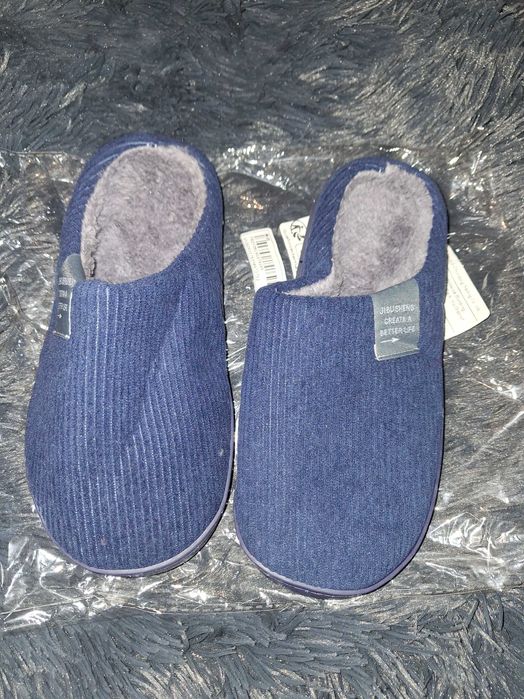 Nowe pantofle  dla mnie za małe