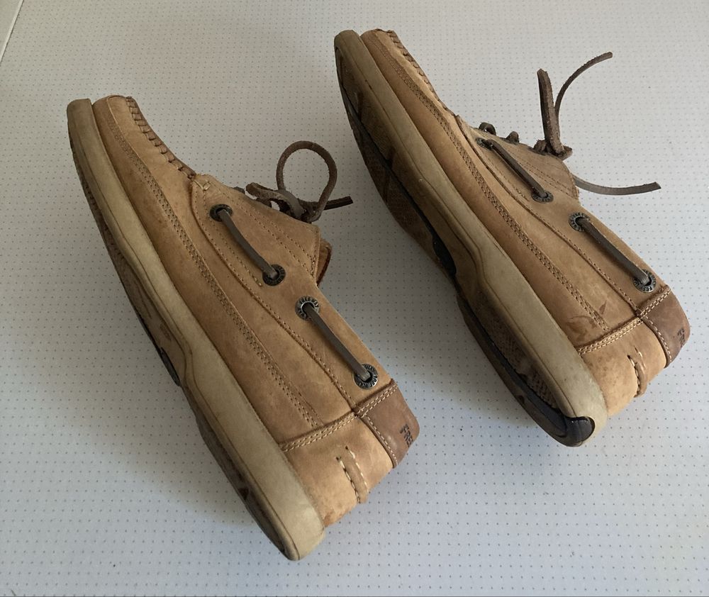 Sapatos de vela- homem tamanhos 40, 41 e 42