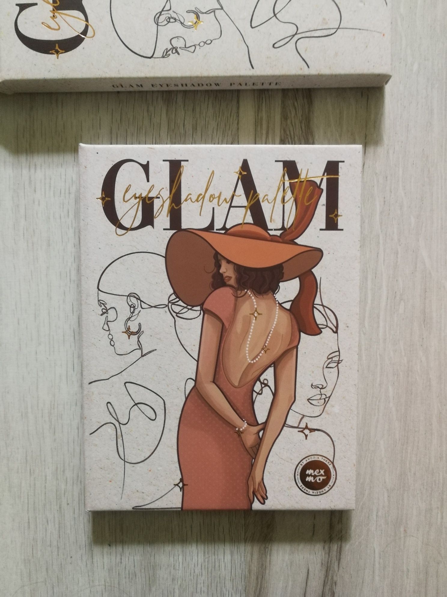 Mexmo paleta cieni Glam + sztuczne rzęsy Ardell Wispies 600