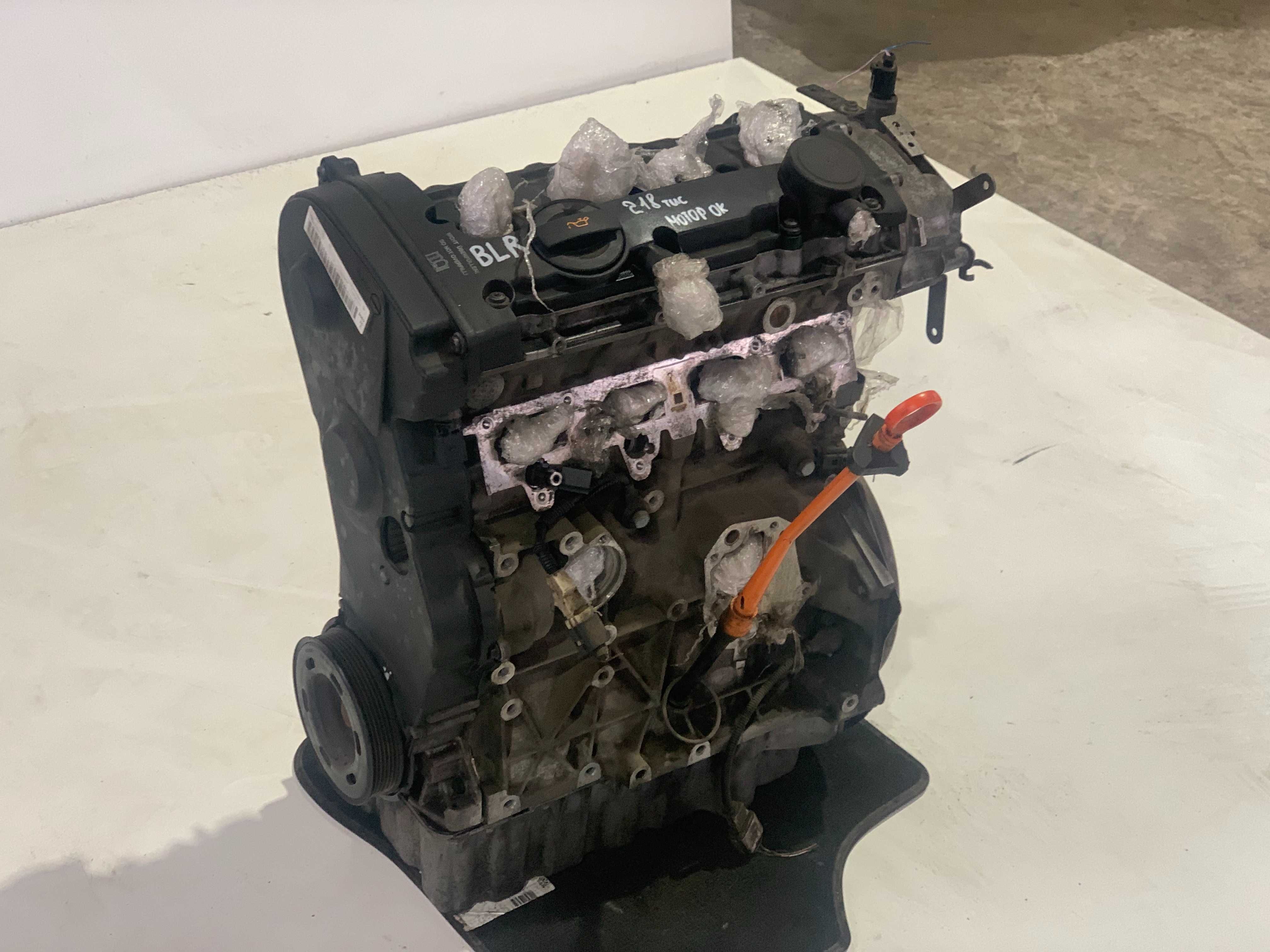 Двигатель пассат Б6 2.0FSI мотор бензин passat B6 skoda a5 BVY BLR