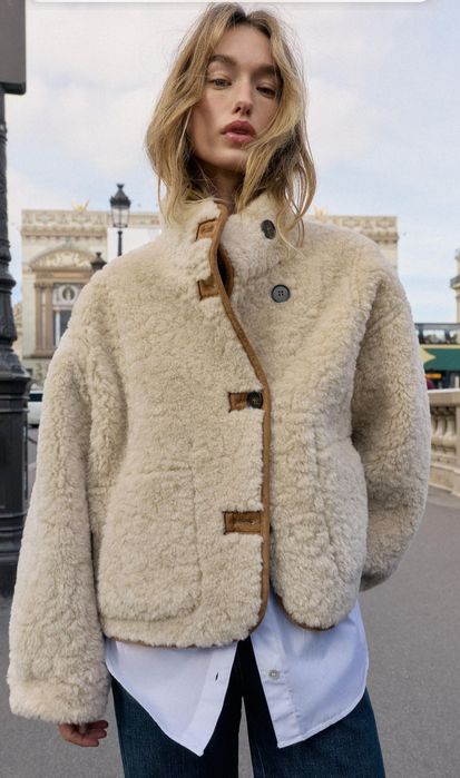 Zara трендова двостороння дублянка , нова колекція