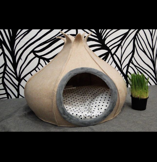 Будинок. Кошка.Домік для котиків та маленьких песиків із повсті. Хатка