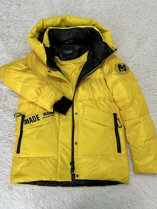 Зимова куртка для дівчини