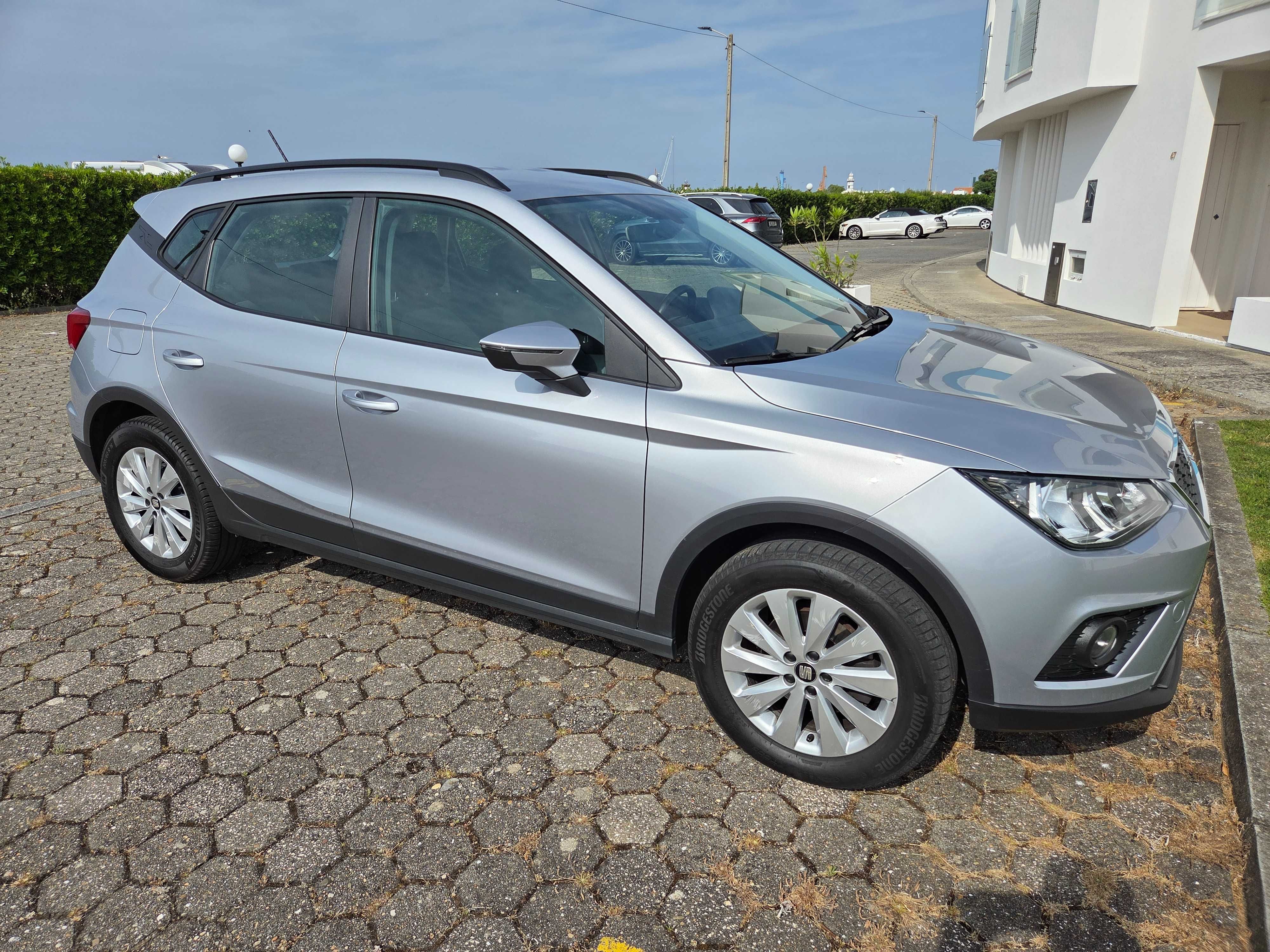 Seat arona 1.6 tdi,diesel,ano 2020