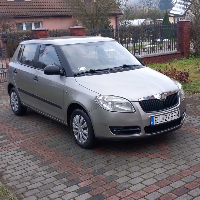 Skoda  Fabia  1.2 benzyna  Przebieg 141 tyś  2008