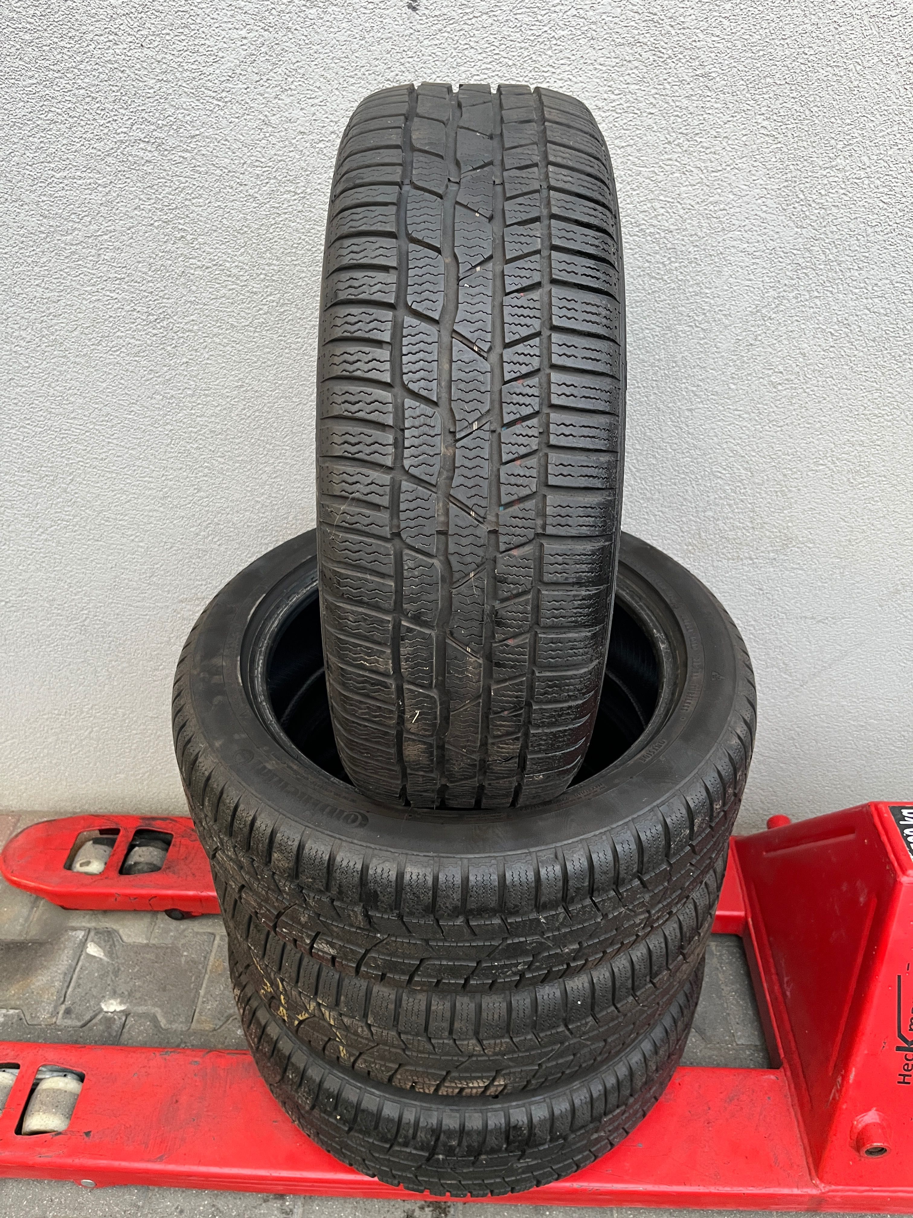 Komplet opon Continental ContiWinterContact TS830P 205/50 r17 93H MO