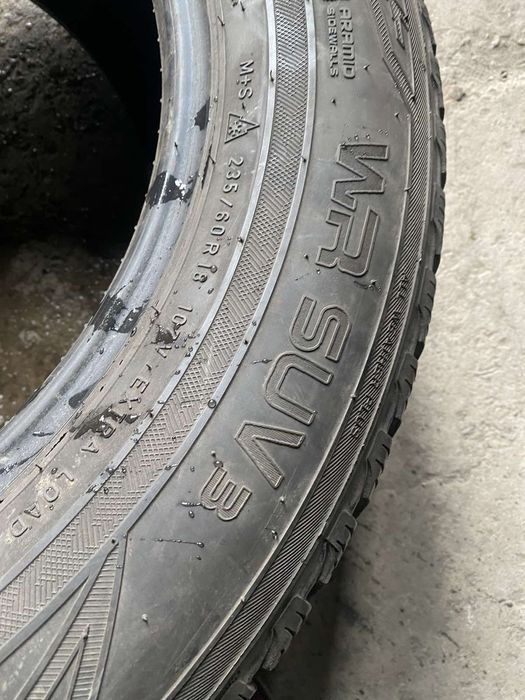 235.60.18 Nokian 2шт зима БУ склад шины резина из Европы 60 R18