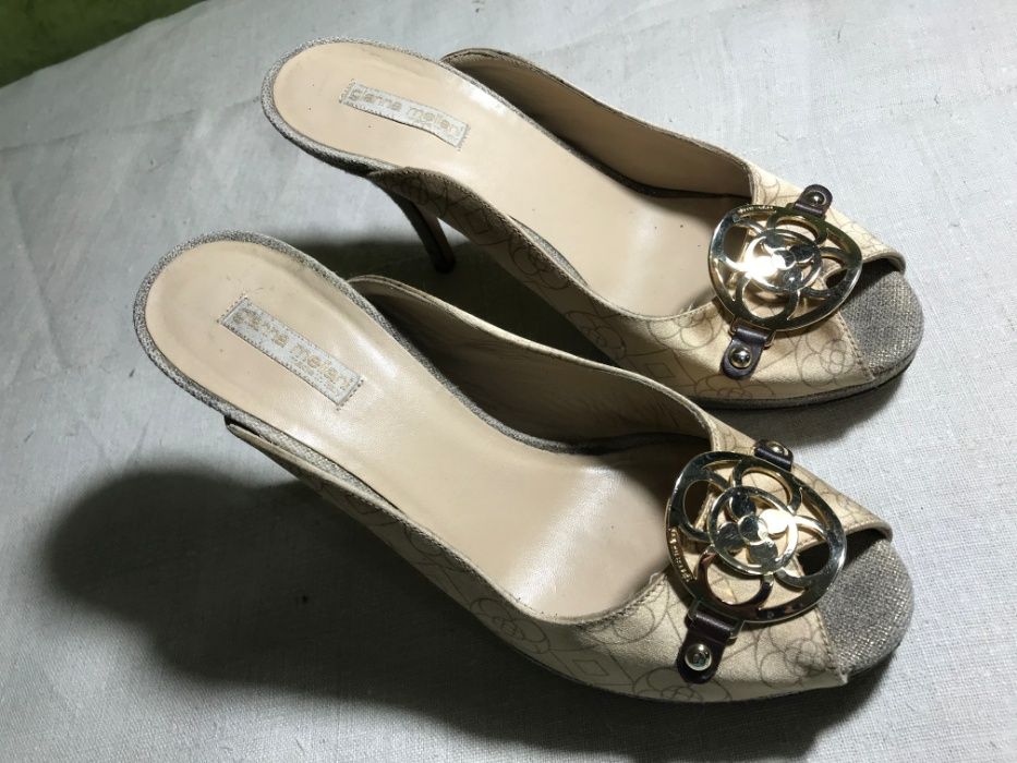 Женская обувь Босоножки Туфли Gianna Meliani Италия