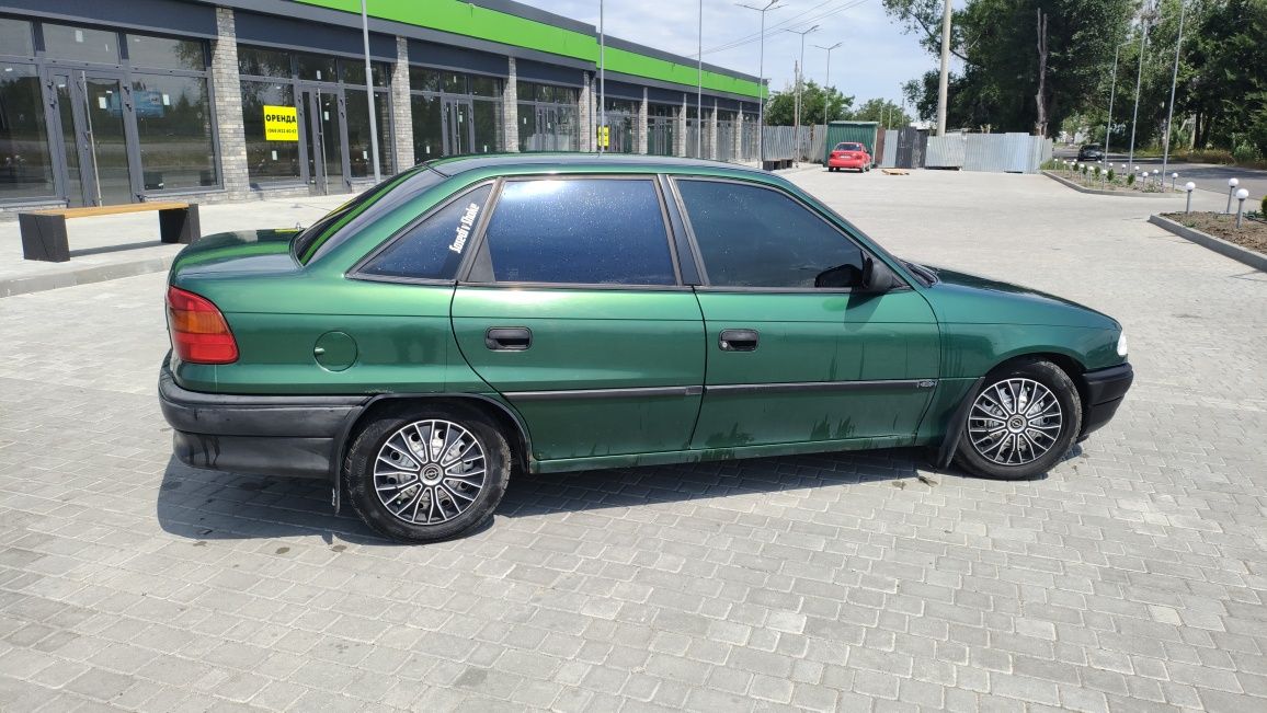 Opel astra f 1998 1.4 инжектор