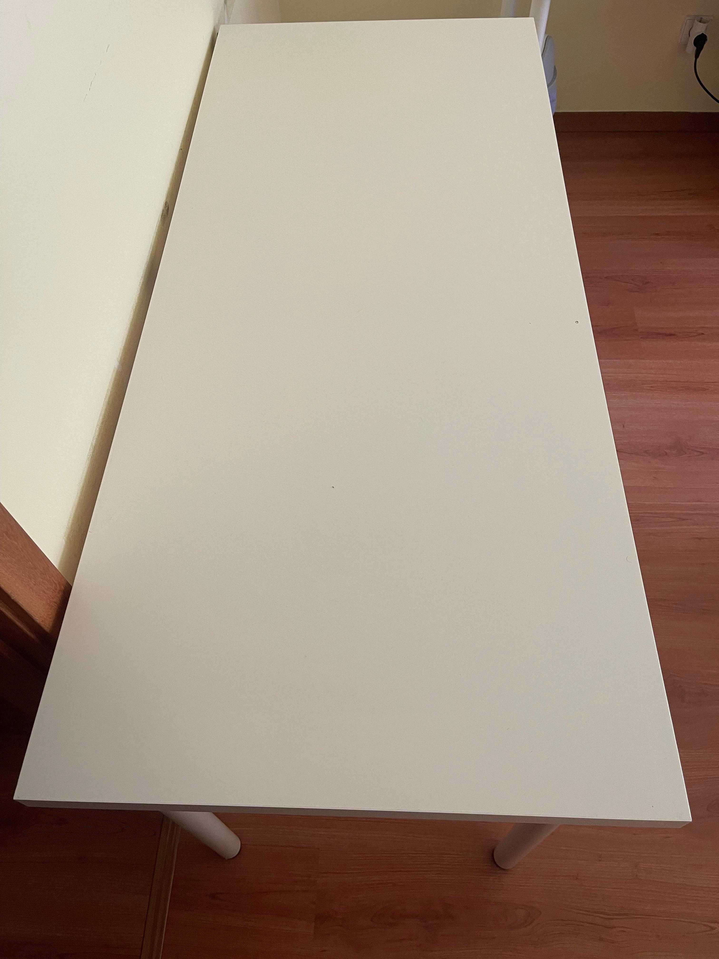 Mesa Branca Secretária Ikea 140x60x73 cm