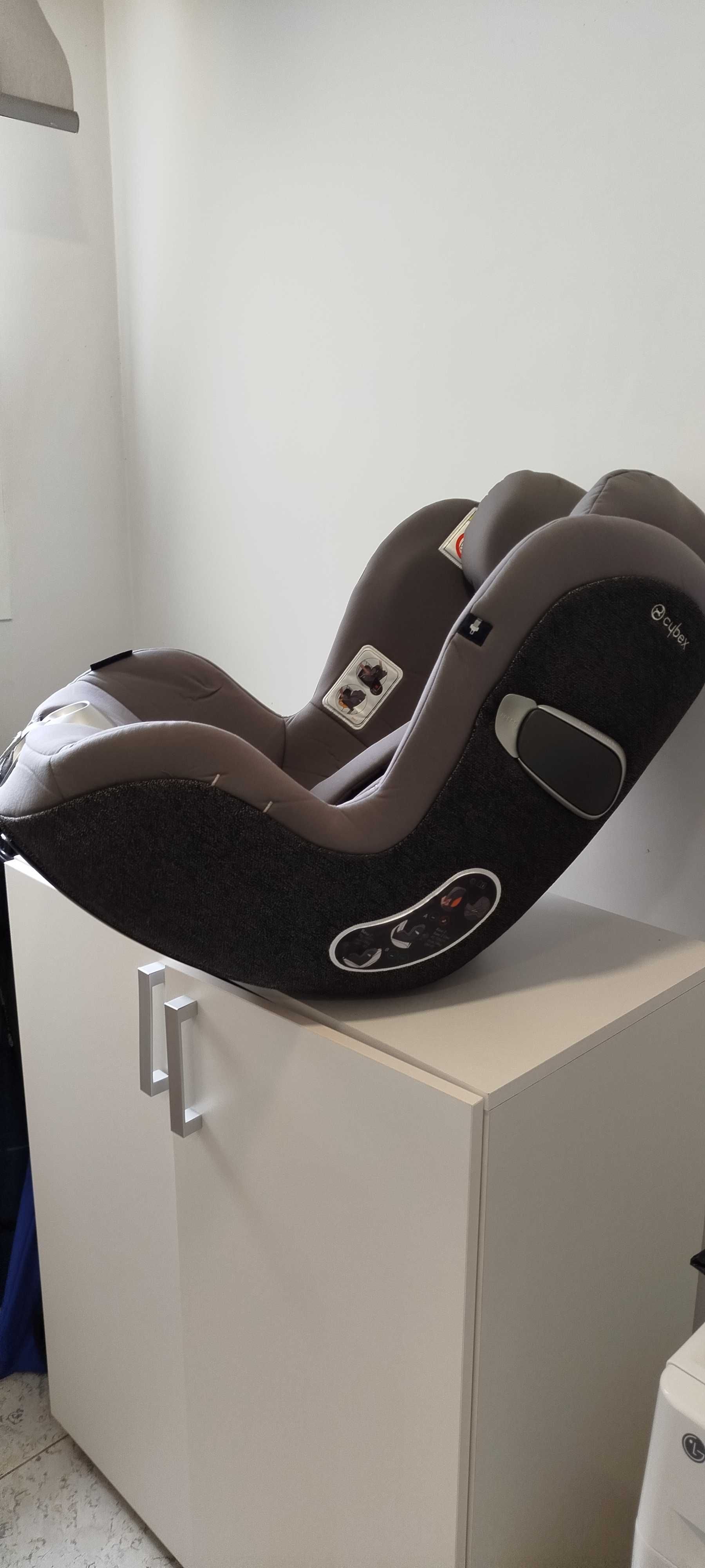 Cadeira auto Cybex Sirona Zi-size e sistema isofix.Otimo estado