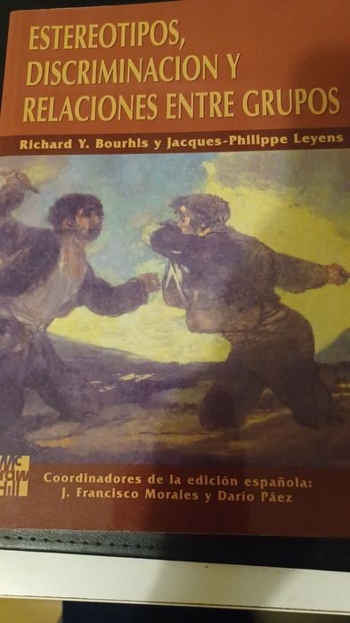Livro "Estereotipos Discriminacion Y Relaciones entre grupos"