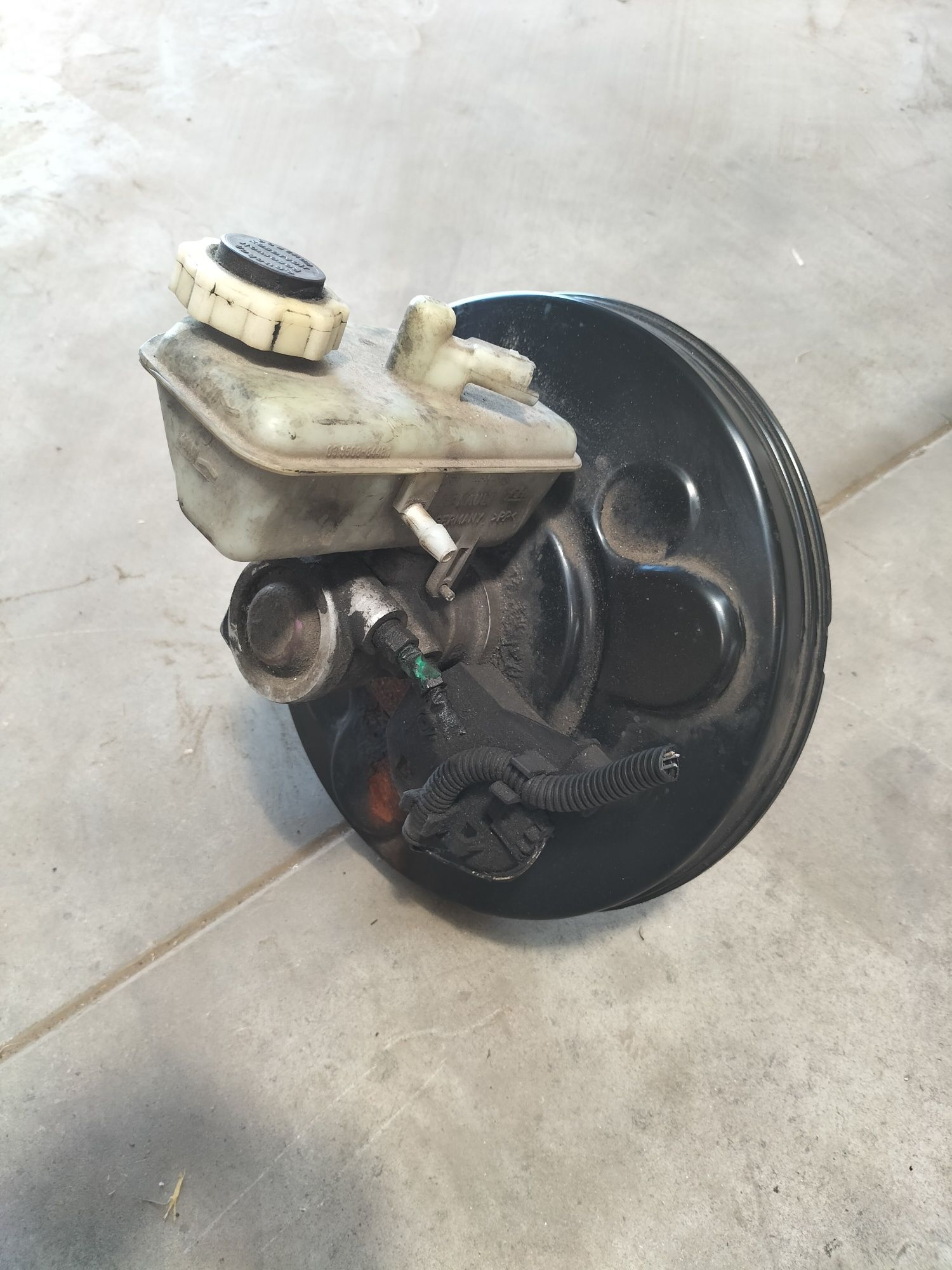 Laguna II 1.9 dCi pompa serwo hamulcowe 8200.100.229A i inne